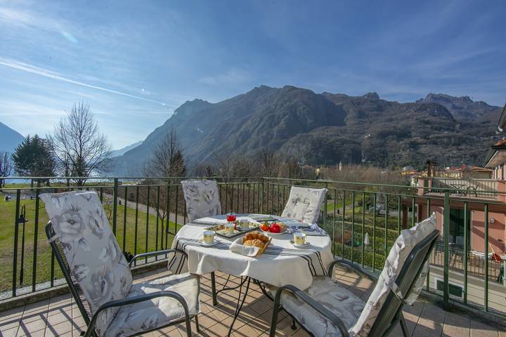 Ferienwohnung für 4 Personen, mit Terrasse und Seeblick, kinderfreundlich - 1