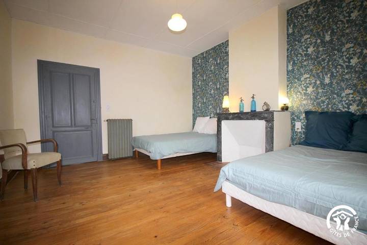 Location de vacances pour 9 personnes, avec jardin à Mirande - 3