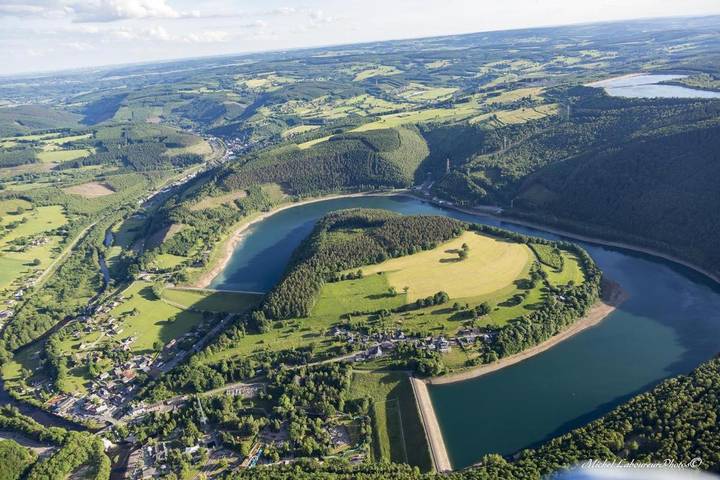 Location de vacances pour 2 personnes, avec balcon et jacuzzi, animaux acceptés dans Petit Coo - 3