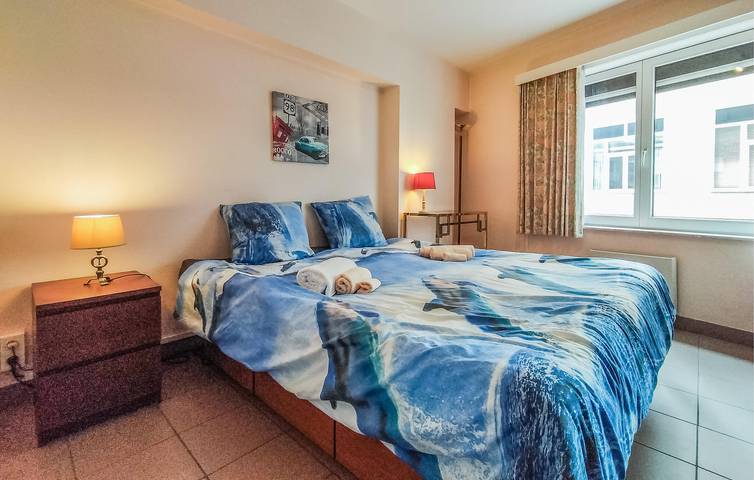 Ganze Ferienwohnung, Ferienwohnung für 5 Personen mit Terrasse in Oostende stadt, Oostende