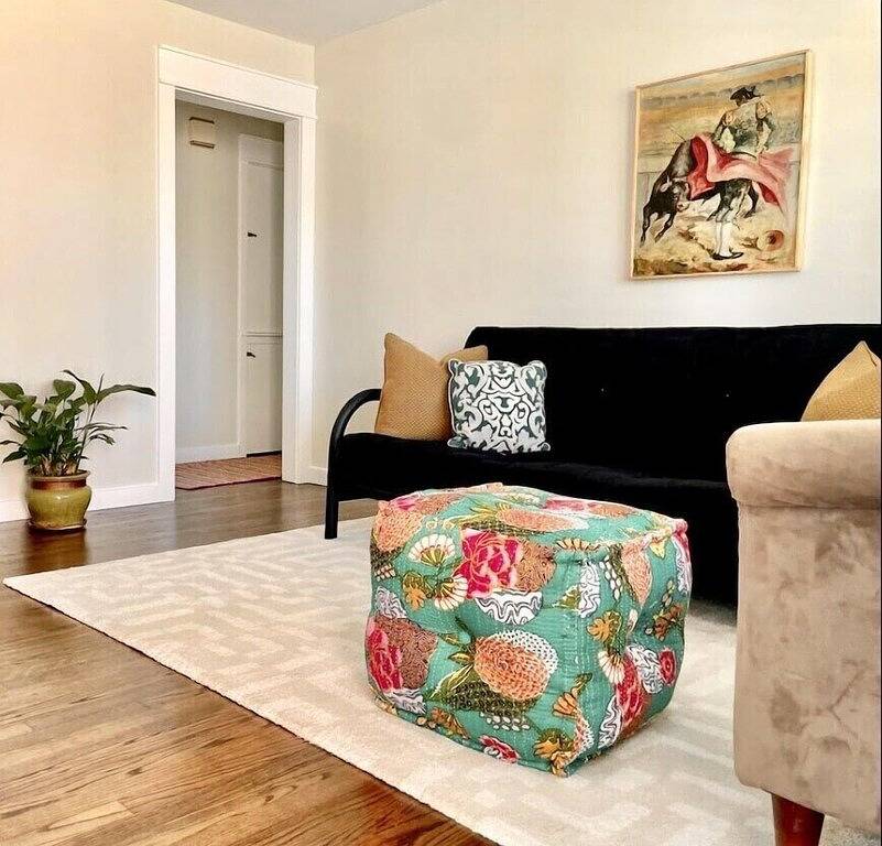 2/1 Cottage near Airport, Convcntr, Musicfctry, Fourseasons, Omni, Westin, Ud in Irving, Dallas County