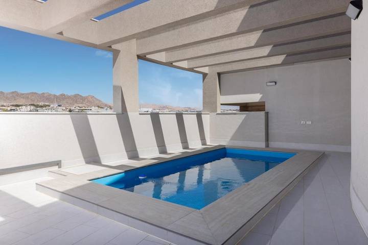 Ferienwohnung für 10 Personen, mit Ausblick und Pool sowie Terrasse - 1