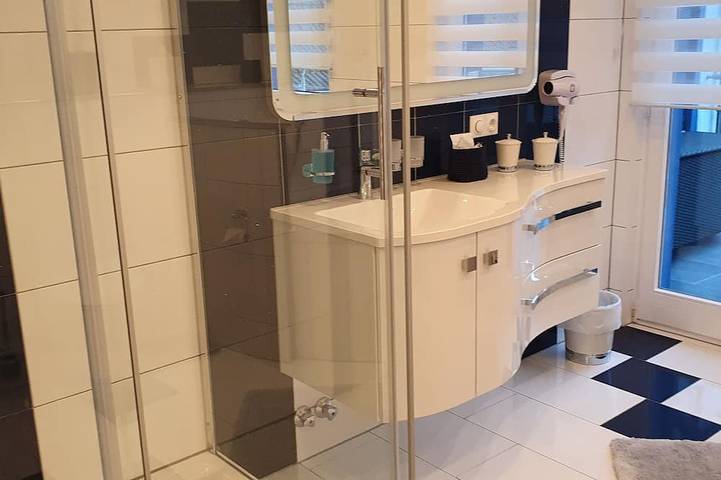 Ferienwohnung für 4 Personen, mit Whirlpool und Balkon, mit Haustier in Rüdesheim am Rhein - 4