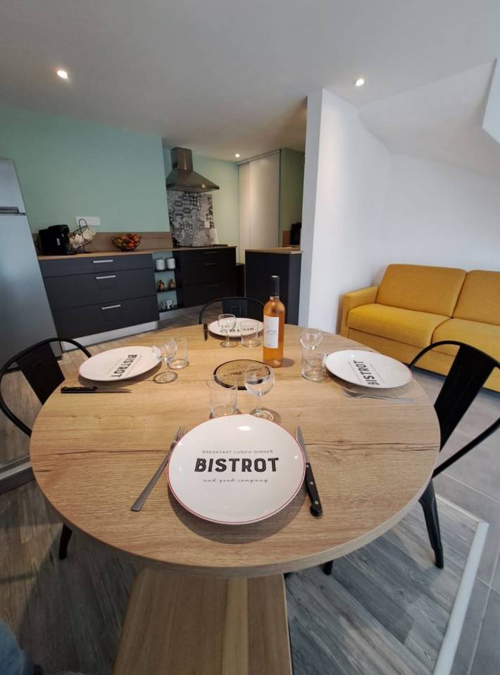 Gîte pour 6 personnes, avec terrasse et piscine à Ruoms - 4