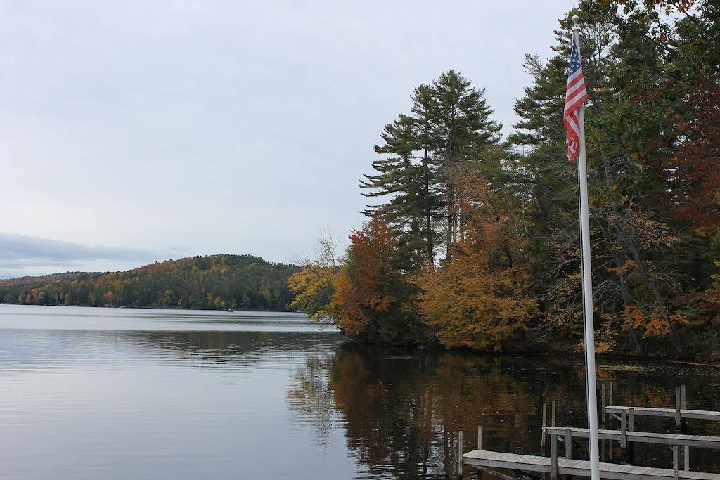 Lake House for 6 Guests in Adirondack Mountains, Warren County (NY)