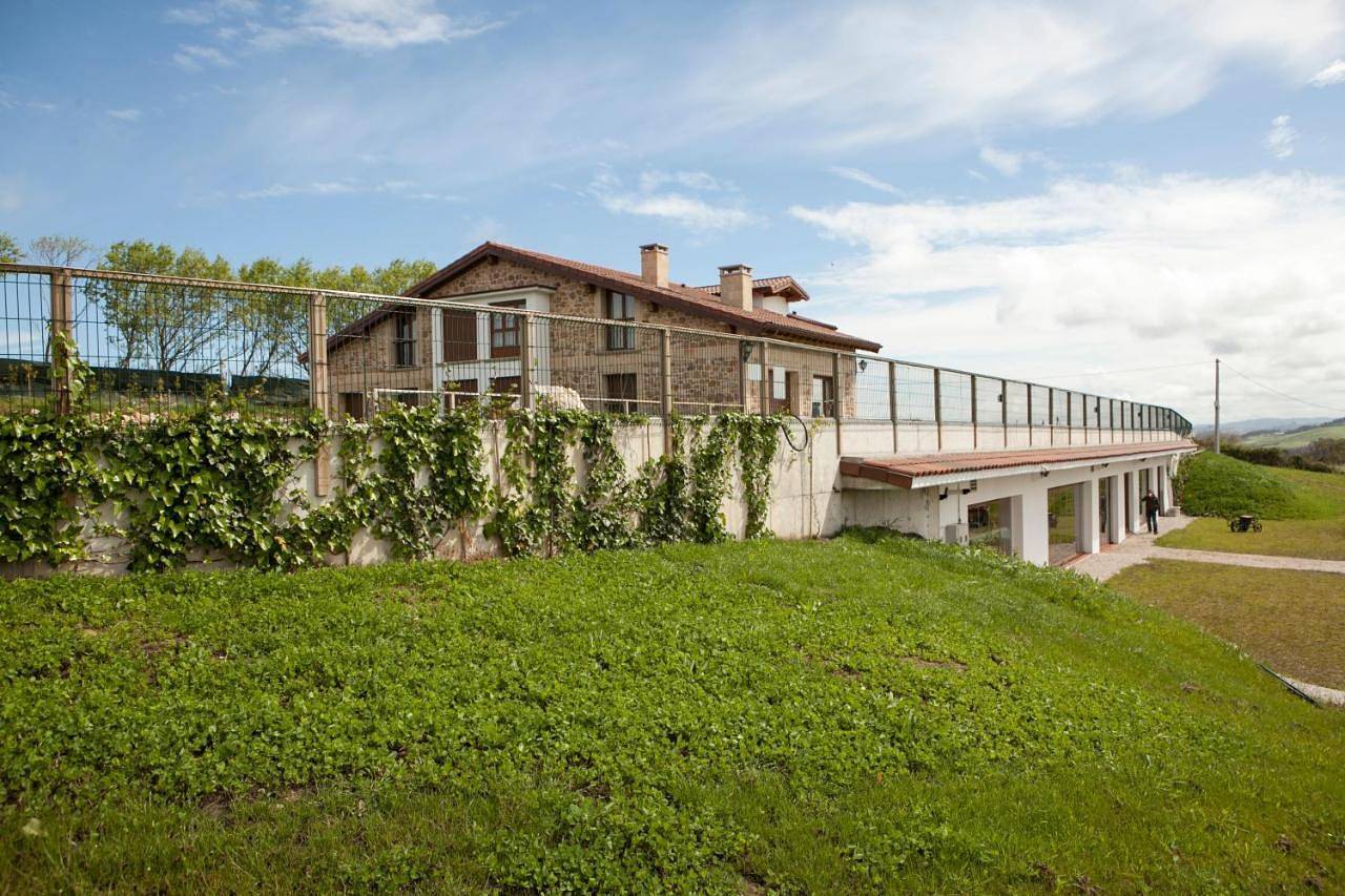 Apartamentos Villa Sofía in San Vicente de la Barquera, Oyambre