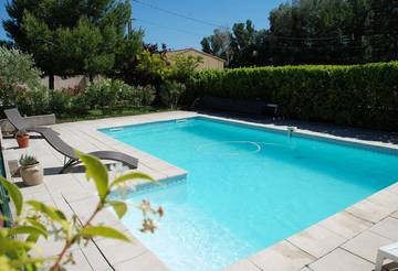 Chambre d’hôte pour 2 personnes, avec jardin et piscine dans le Gard