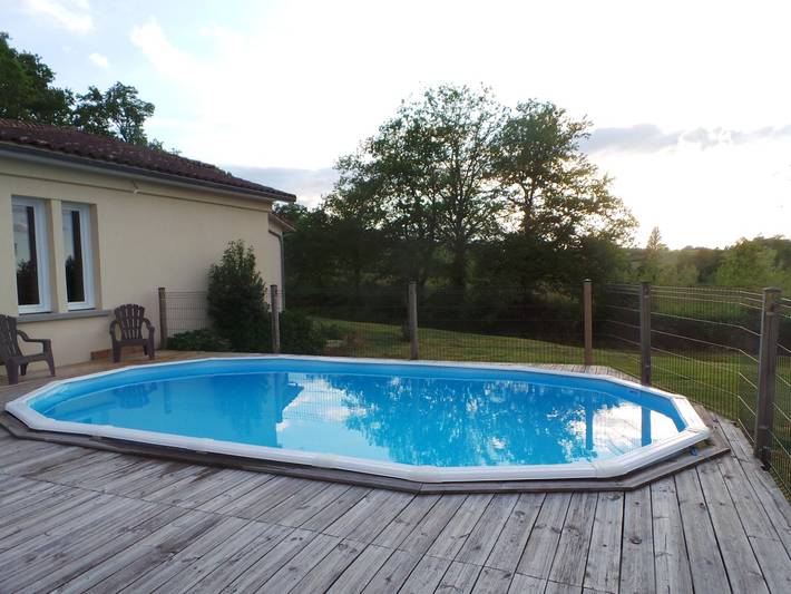 Gîte pour 8 personnes, avec terrasse ainsi que piscine et jardin dans le Gers - 3