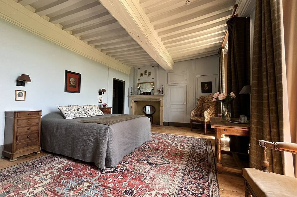 Le gîte Damas du Château de Vaulx in Saint-Julien-de-Civry, Région de Charolles
