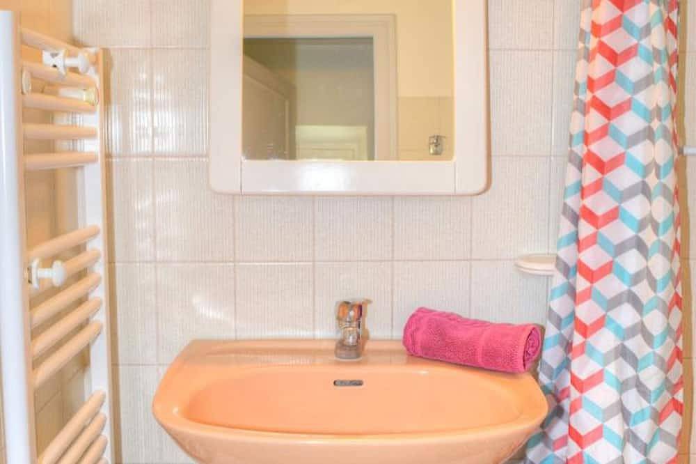 Agradable Casa Rural con Terraza y Mascota Permitida in Cour-Cheverny, Sologne