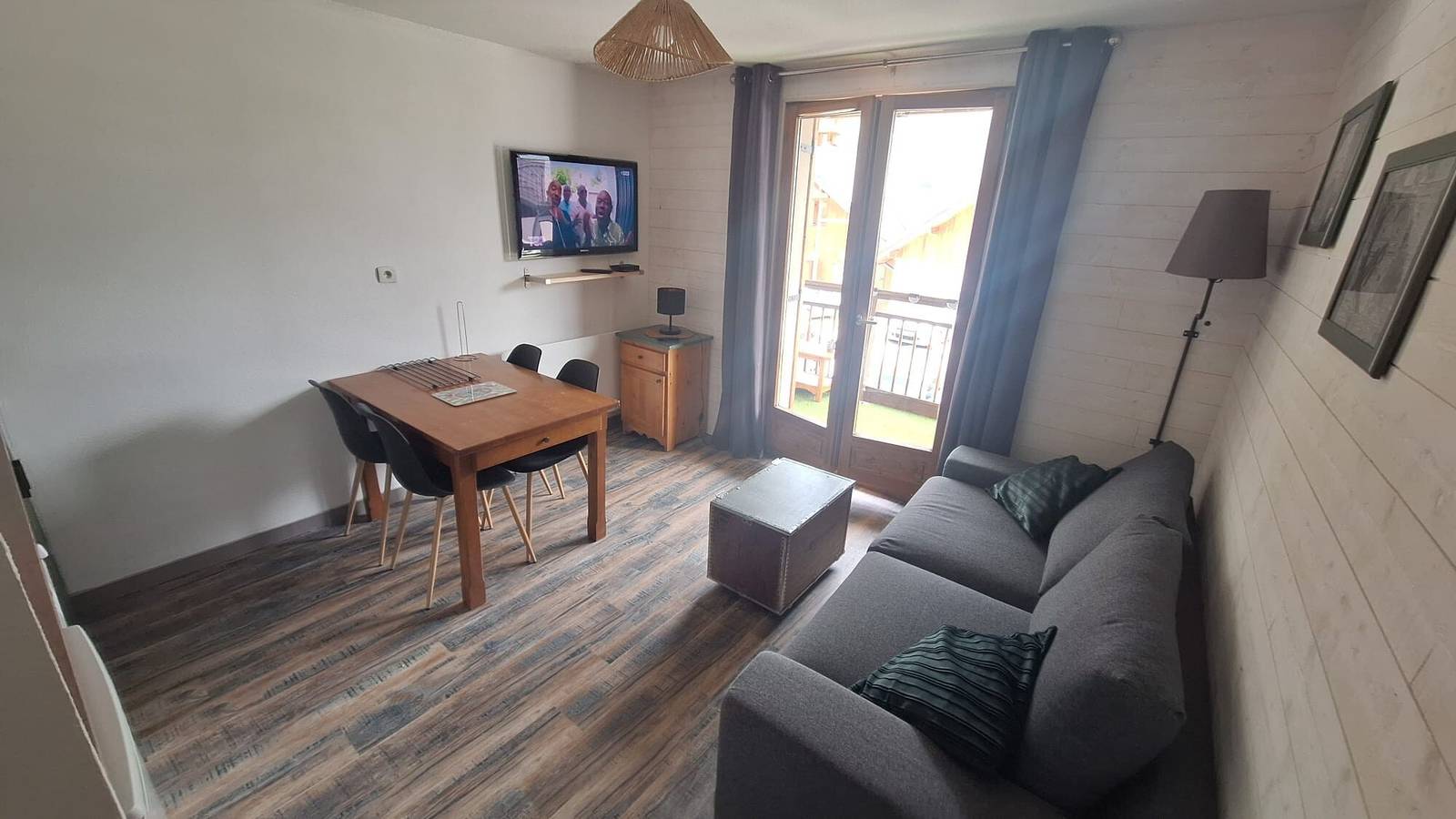 Apartamento entero, Apartamento « Albiez » con vistas a la montaña y balcón in Col du Mollard, Albiez-Montrond