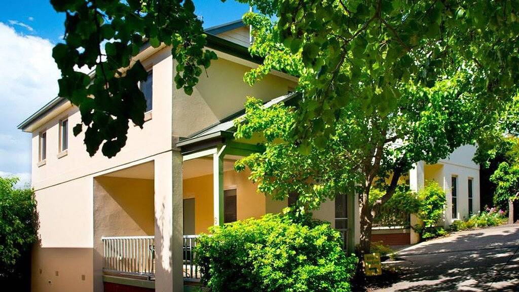 Villa Sorelle, beheizter Innenpool, Whirlpool und Gasfeuer in Daylesford, Hepburn Shire