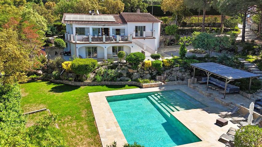 Casa rural para 14 personas, con Jardín y Piscina en Llagostera - 2