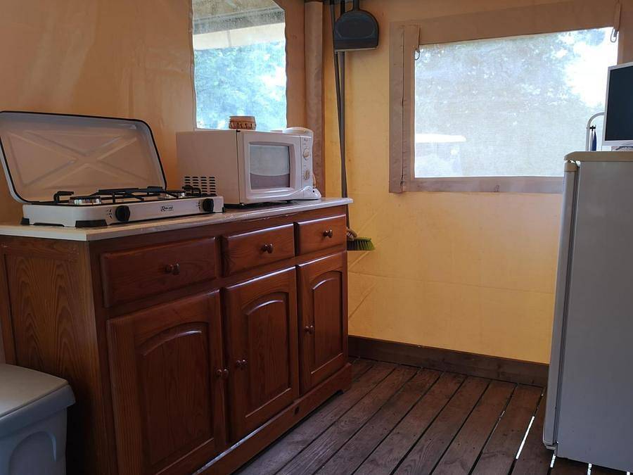 Camping Le Ragis - Albergue 4 personas - Lodge Safari "sin agua" 2 habitaciones 4 pers in Challans, Valle del Loira