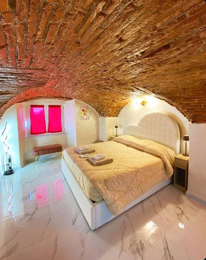 BnB für 3 Personen, mit Kinderpool und Ausblick in Genua (Stadt)