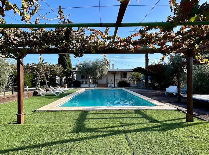 Holiday home for 8 people, with pool and terrace, with pets - 1