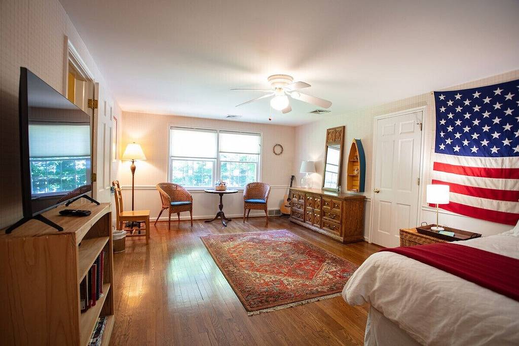 Ganze Wohnung, Fox Knoll 2- Studio-Sleeps 2-Grand Park, Concerts, Butler! Park-Like Setting! in Indianapolis, Indiana