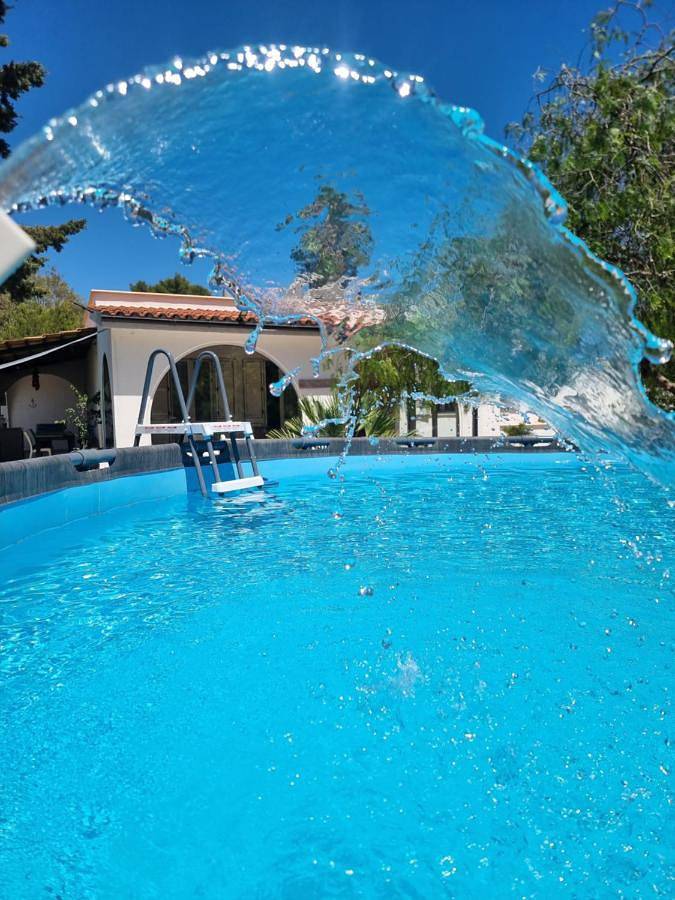 Villa Mareluna with pool in Lido Marini, Golfo di Taranto