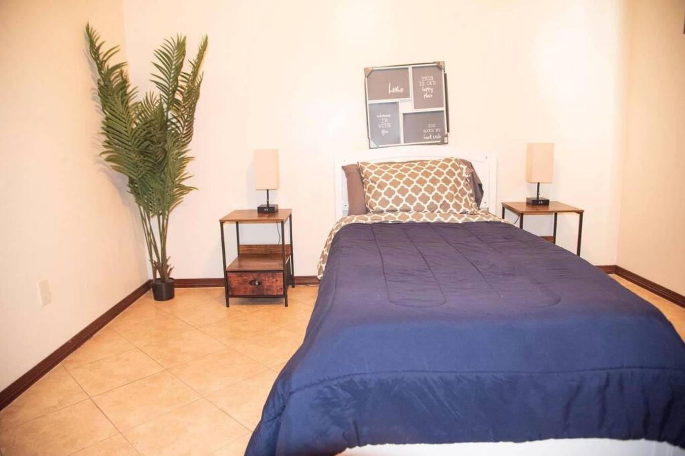 Apartamento entero, 3Bd 2Bt town suite minutes away Medical Center in Edinburg, Condado de Hidalgo