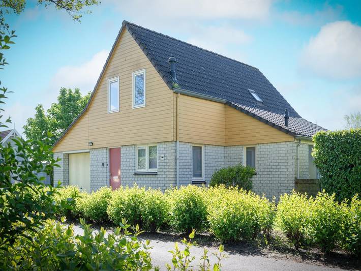 Ferienhaus für 8 Personen, mit Terrasse und Garten sowie Sauna in Wemeldinge