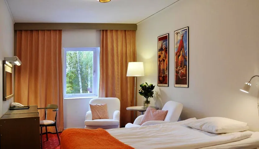 Hotel für 4 Personen, mit Sauna - 1