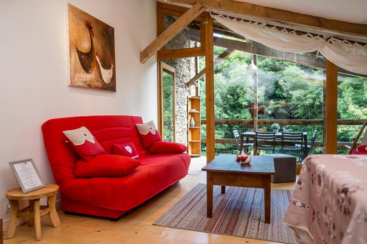 Appartement entier, La Ferme des Andes - Gîte l'Atelier in Quins, Aveyron