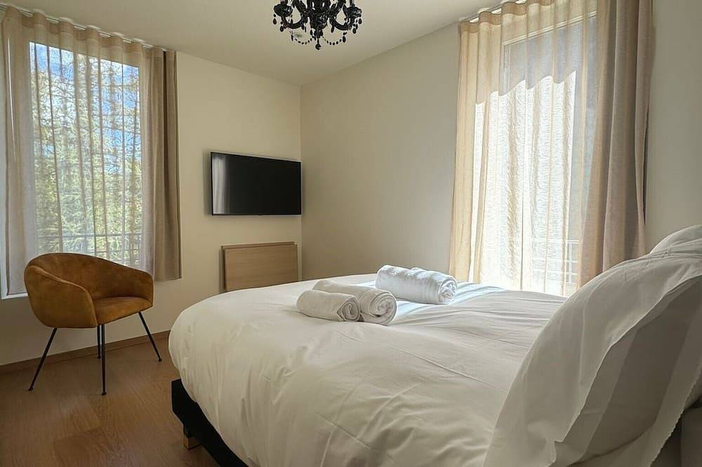 Ganze Wohnung, Residence Villabellefleur-Apartment La Pensée in Château-Queyras, Château-Ville-Vieille