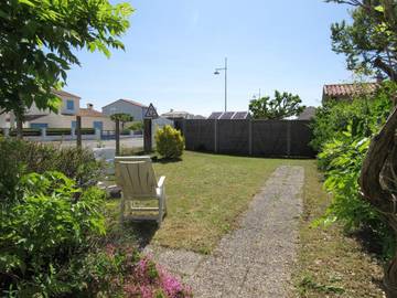 Gîte pour 6 personnes, avec terrasse dans Office De Tourisme De La Faute Sur Mer