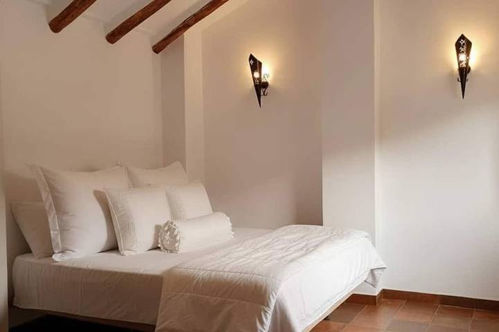 Andalusian Villa - Family Gatherings, Group Retreats & Nature Escapes in Iznájar, Sierras Subbéticas