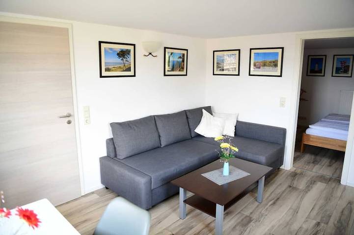 Ferienwohnung für 3 Personen, mit Terrasse und Garten in Hohendorf (bei Wolgast)