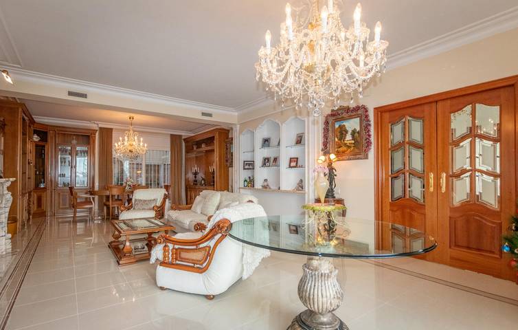 Apartamento junto a la piscina, cerca de restaurantes y del lago - Arenys de Munt in Arenys de Munt, Costa del Maresme
