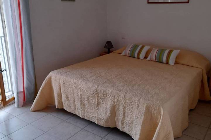 Gîte pour 4 personnes, avec terrasse à Gordes - 2