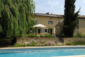 Chambre d’hôte pour 2 personnes, avec piscine et jardin dans la Drôme