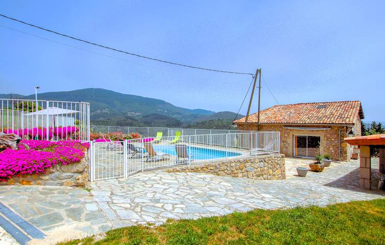 Ferienhaus für 18 Personen, mit Garten und Pool sowie Terrasse in der Ardèche - 3
