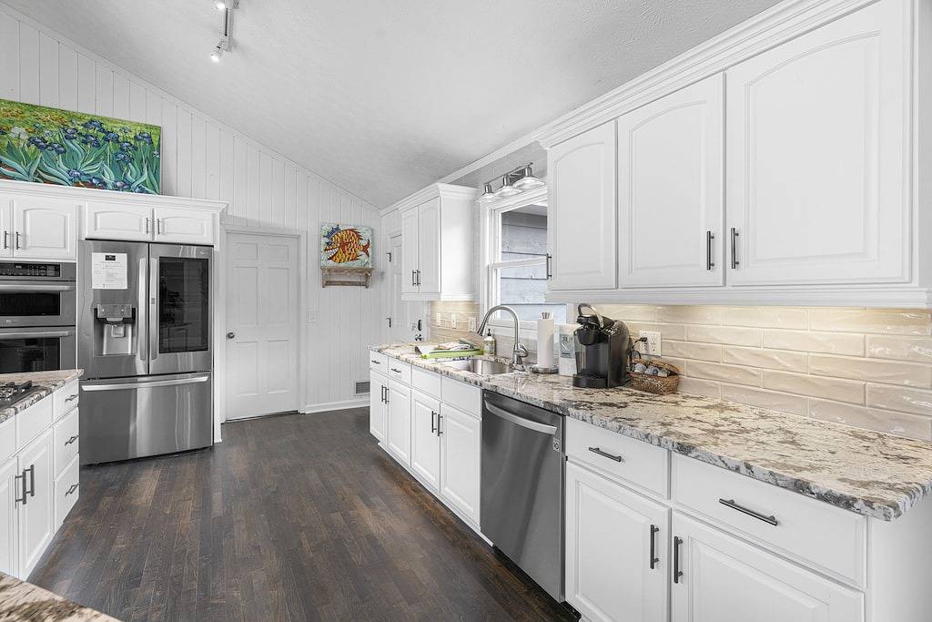 Vacation House for 10 Guests in Lake Lanier, Georgia