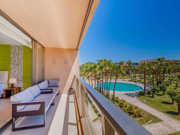 Gîte pour 5 personnes, avec bassin pour enfant ainsi que jardin et balcon à Guia
