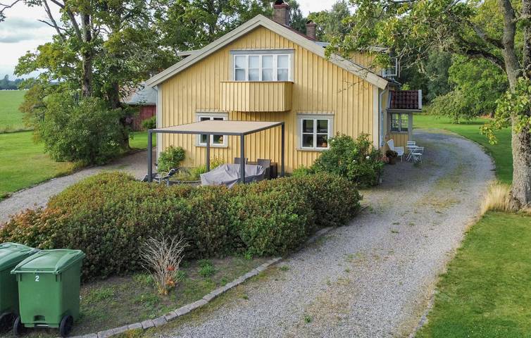 Hus för 11 Personer med trädgård in Jönköping, Vättern