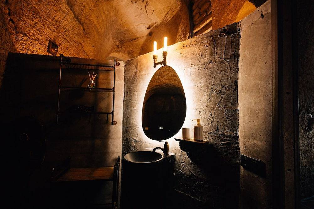 Queen-Deluxe-Ensuite in Doué-la-Fontaine, Loire-Tal