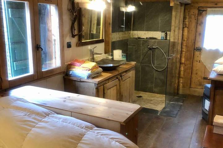 Gîte pour 6 personnes, avec jardin à Saint-Nicolas-la-Chapelle - 3