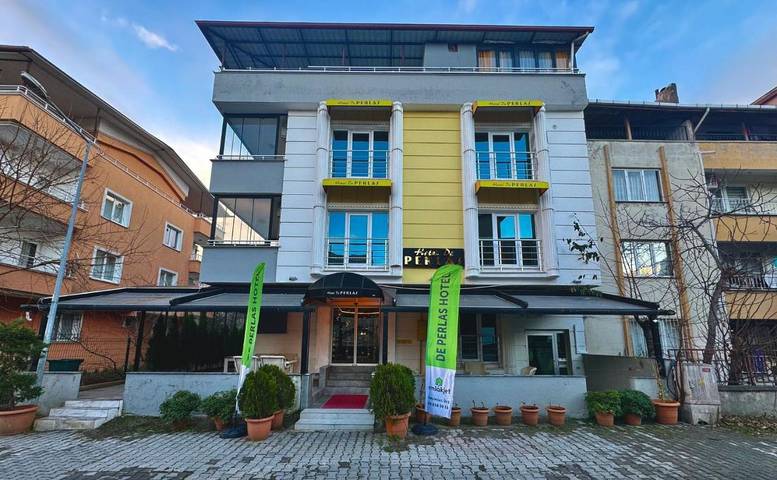 Hotel para 4 personas, con vistas y jardín, Familias con niños - 1