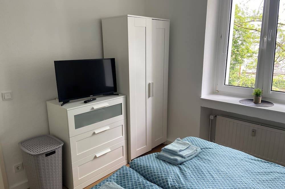 Entire apartment, Pempelforter Domicile in Düsseldorf-Pempelfort, Düsseldorf