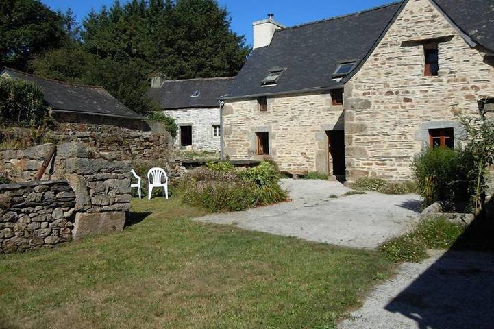 Gîte pour 20 personnes, avec Terrasse et Jardin dans Lac Saint-Michel
