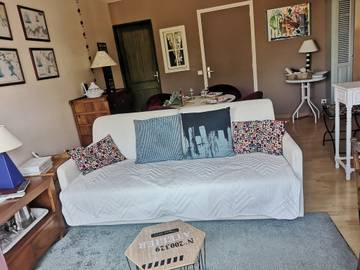 Vacation Rental for 4 Guests in Honfleur, Côte de Grâce, Picture 4