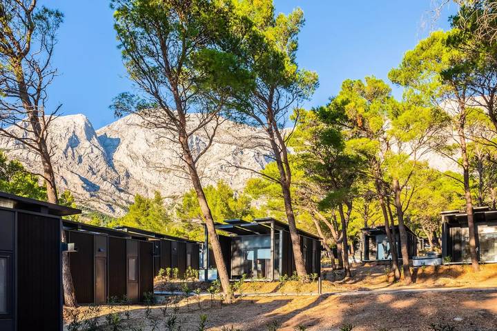 Camping pour 5 personnes, avec piscine ainsi que sauna et terrasse, animaux acceptés dans Split-Dalmatie - 2