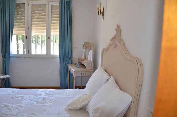 Gîte pour 4 personnes, avec jardin ainsi que terrasse et piscine à Plan-d'Orgon - 4