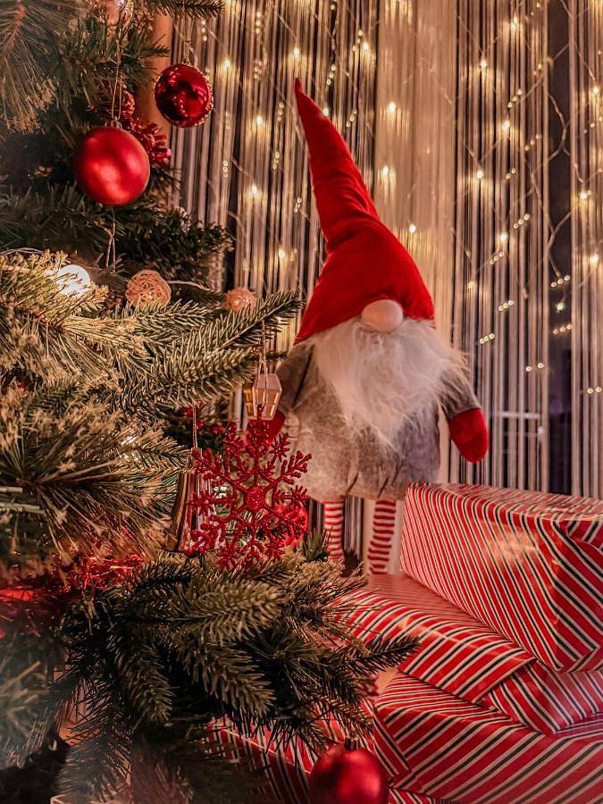 Ferienwohnung für 14 Personen, mit Ausblick und Pool sowie Seeblick und Garten in Balatonalmadi