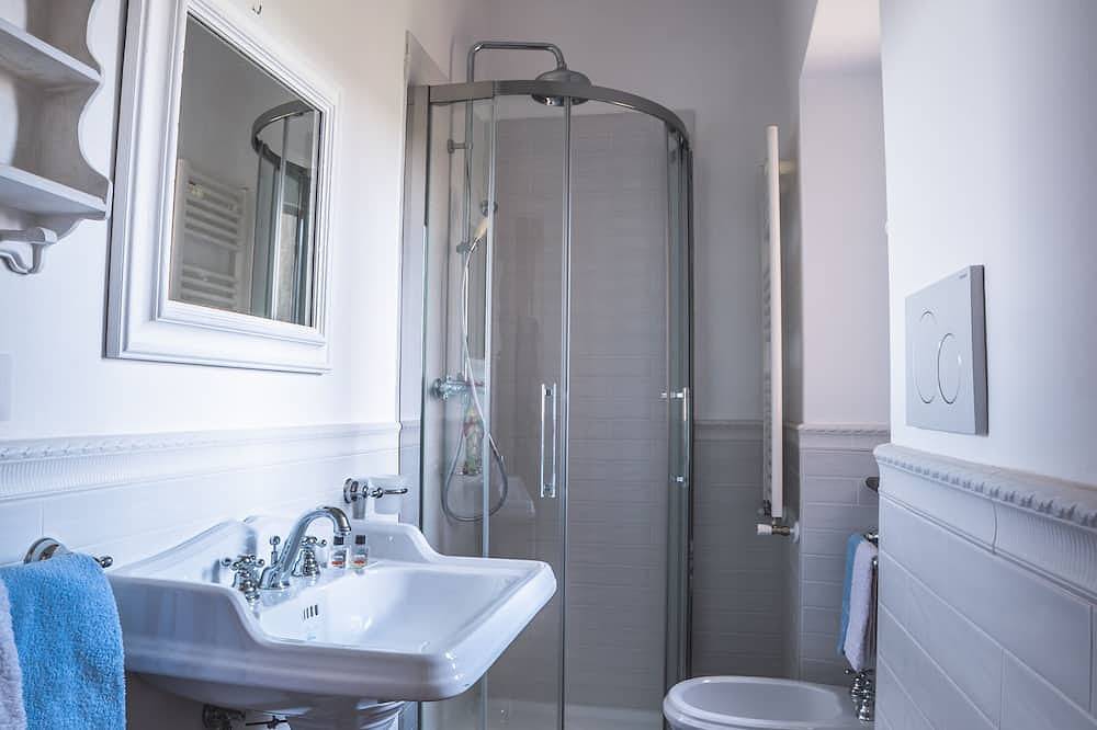 Ganze Wohnung, Your charm place with stunning view in Lubriano, Viterbo Provinz