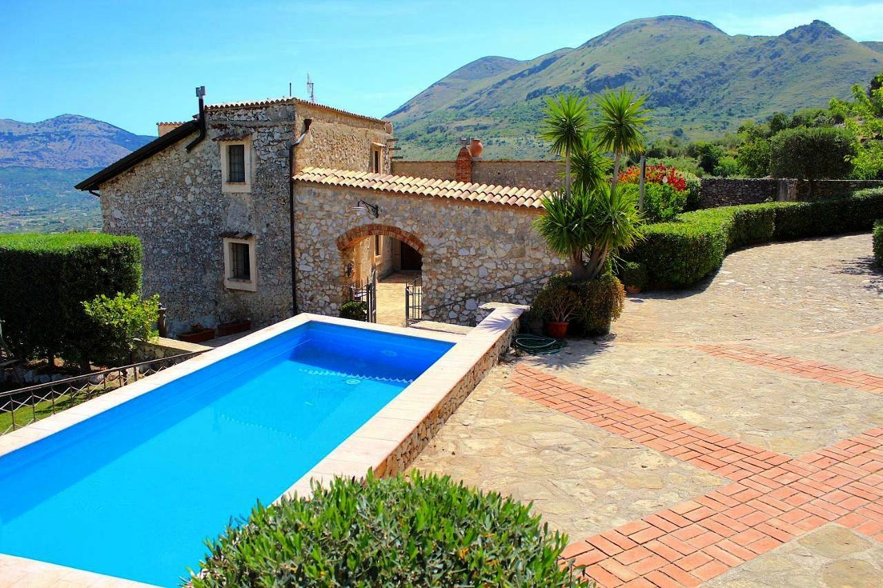 Casale Maddalena in Carini, Provincia di Palermo