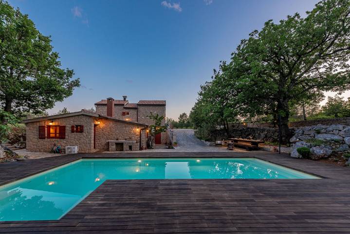 Villa voor 6 personen, met Terras en Tuin in Zadar