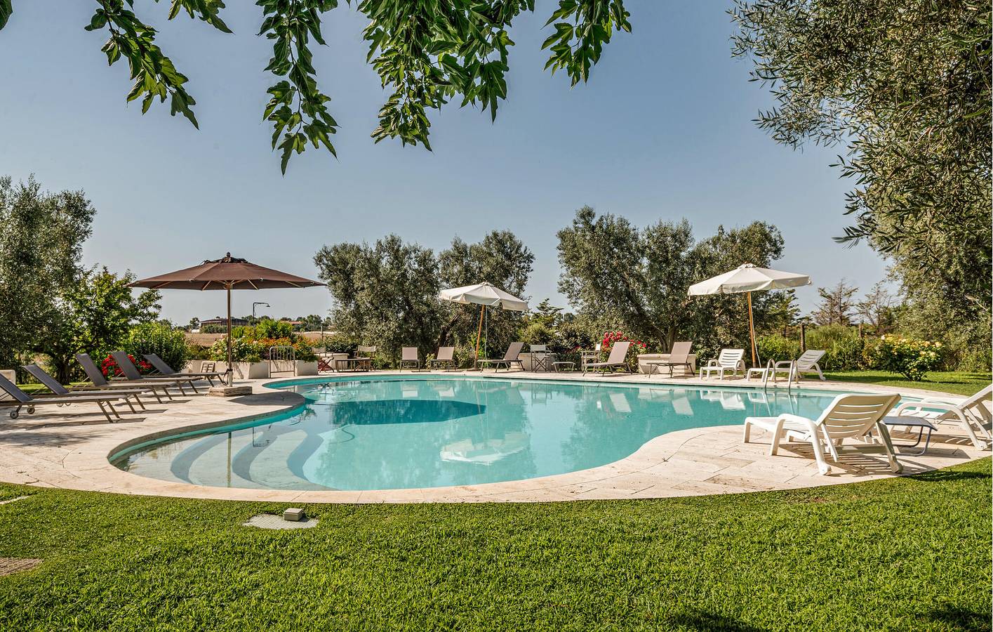 Accogliente appartamento con piscina e terrazza, a 1,5 km da Pescia Romana in Montalto di Castro, Provincia di Viterbo